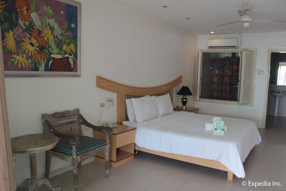 Wild Orchid Beach Resort Olongapo Εξωτερικό φωτογραφία