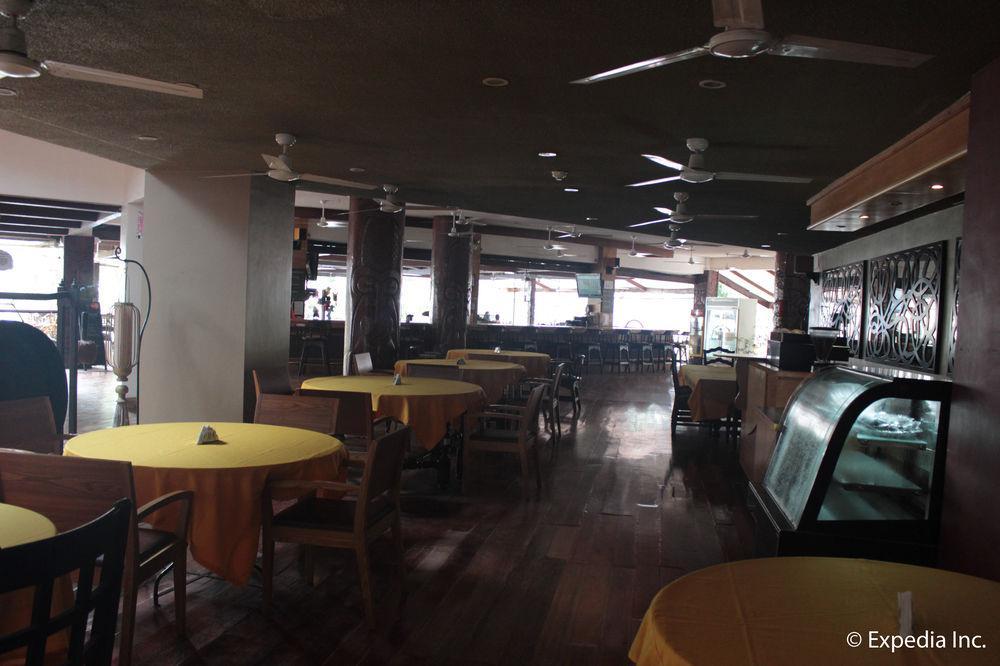 Wild Orchid Beach Resort Olongapo Εξωτερικό φωτογραφία