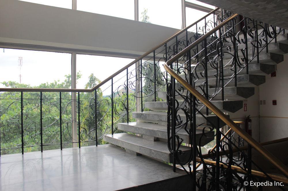 Wild Orchid Beach Resort Olongapo Εξωτερικό φωτογραφία