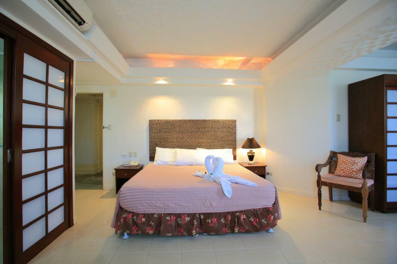 Wild Orchid Beach Resort Olongapo Εξωτερικό φωτογραφία