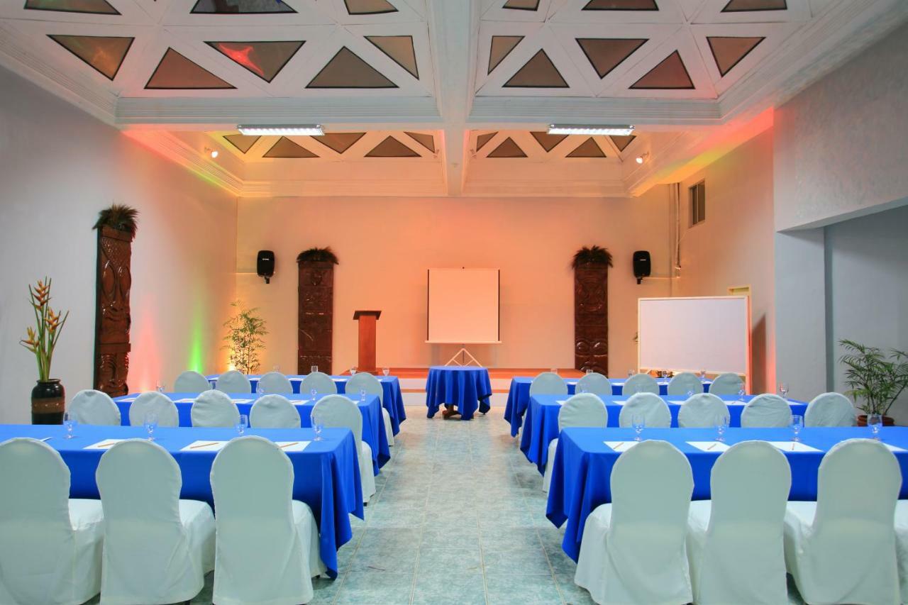 Wild Orchid Beach Resort Olongapo Εξωτερικό φωτογραφία