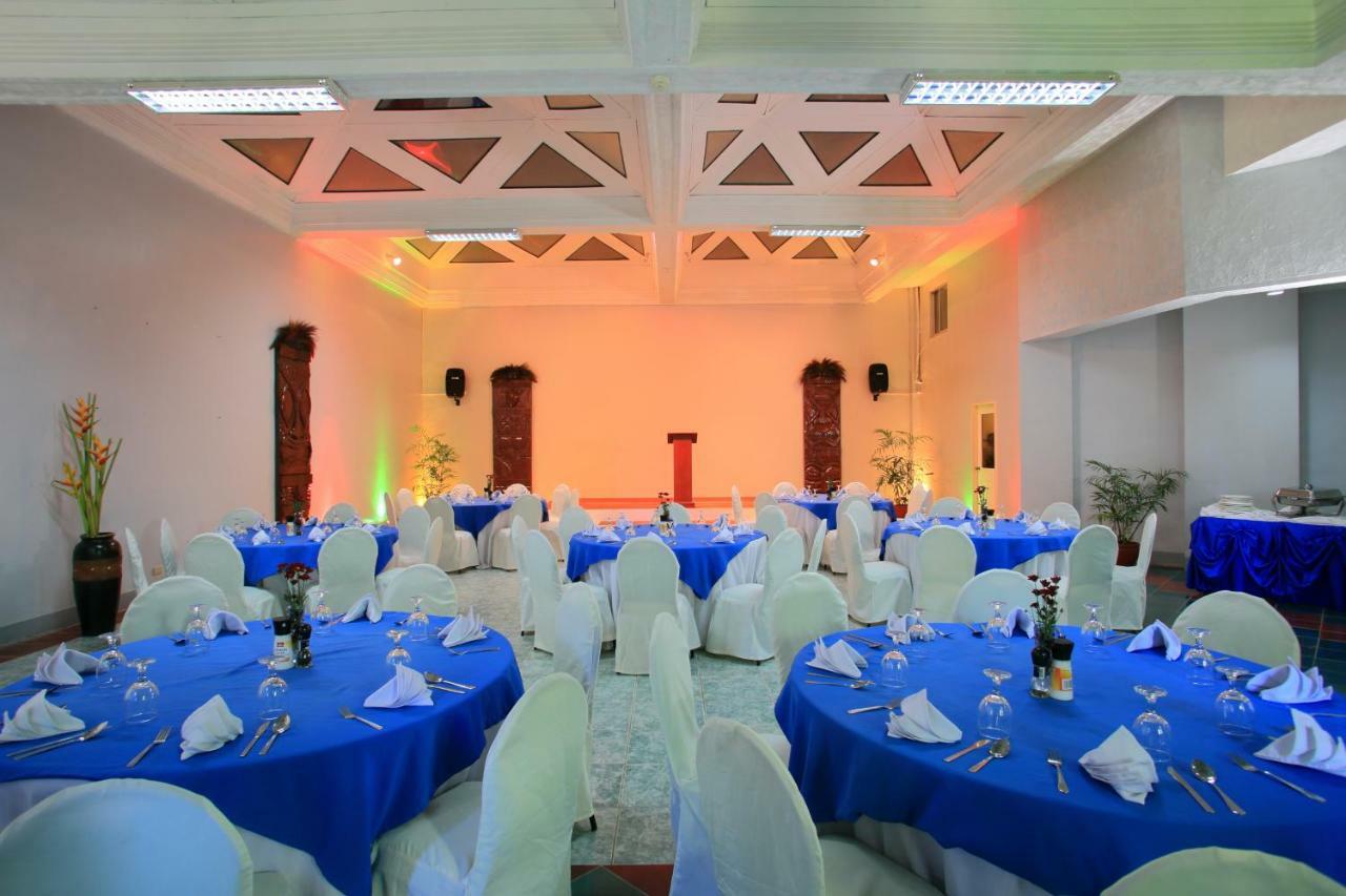Wild Orchid Beach Resort Olongapo Εξωτερικό φωτογραφία