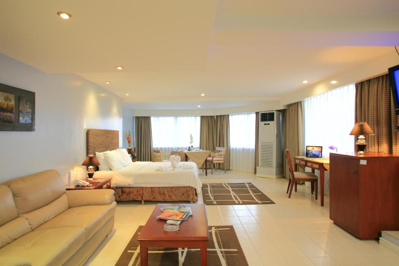 Wild Orchid Beach Resort Olongapo Εξωτερικό φωτογραφία